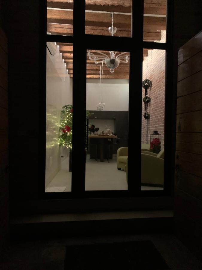 Al Pozzo Di Luce Venezia Suites ภายนอก รูปภาพ