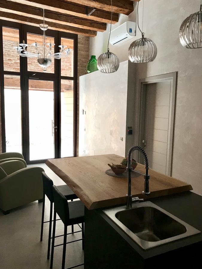Al Pozzo Di Luce Venezia Suites ภายนอก รูปภาพ